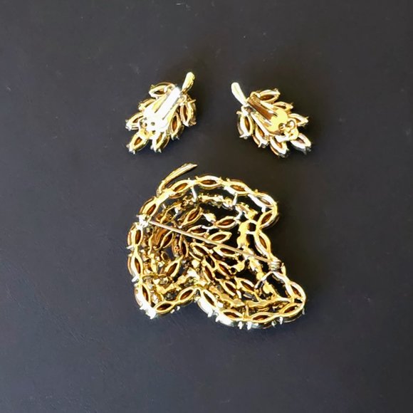 Vintage Rhinestone Leaf Brooch & Earring Set - Picture 8 of 8